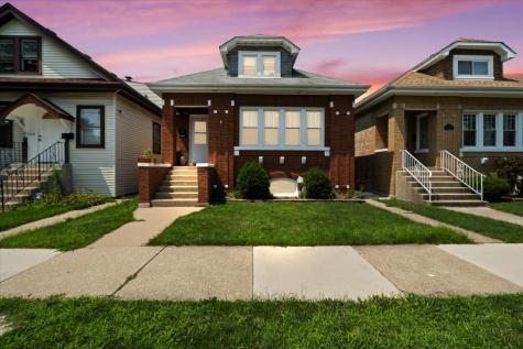 3036 North Luna Avenue Chicago IL 60641