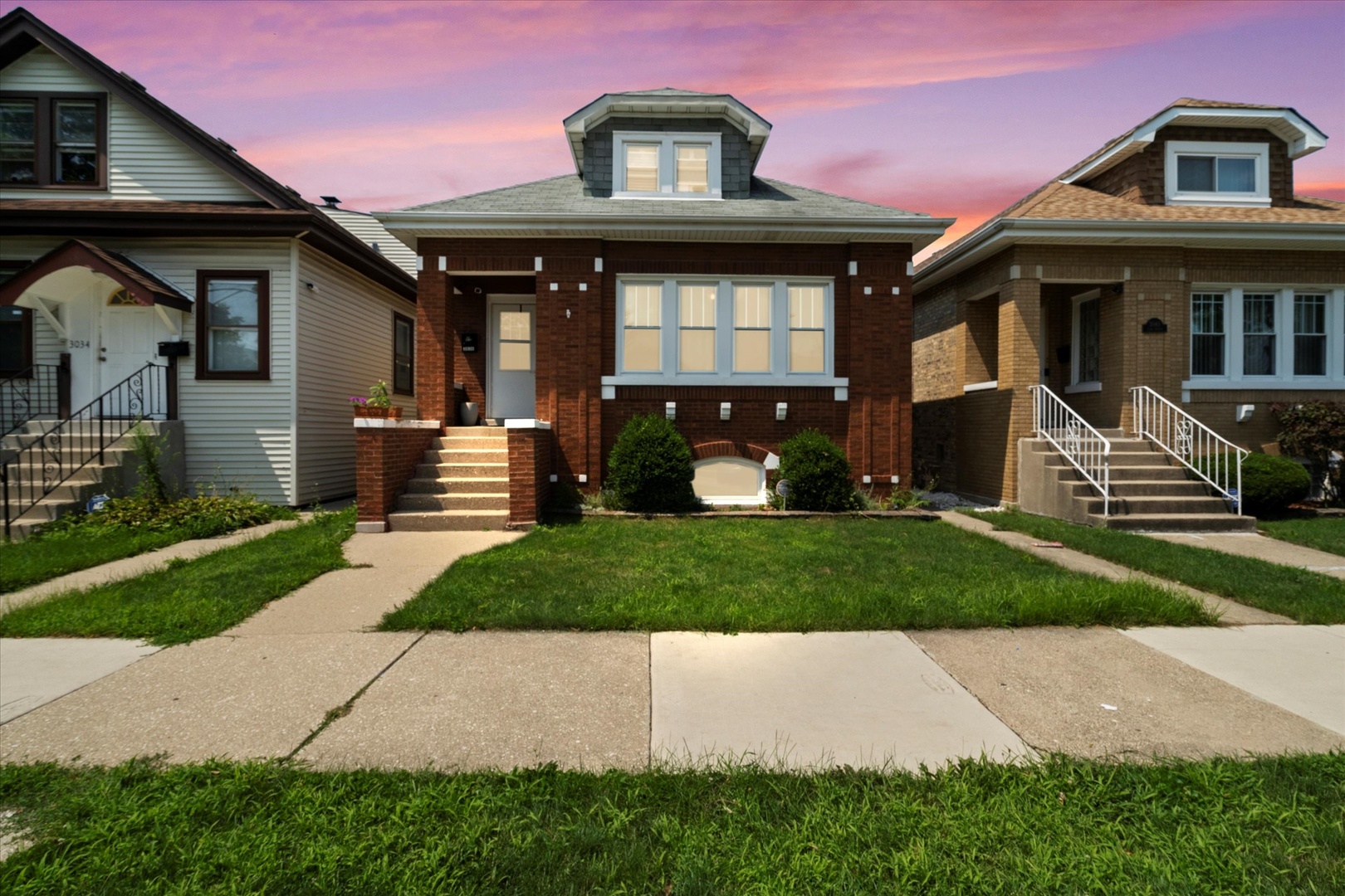 3036 North Luna Avenue Chicago IL 60641