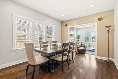 3036 North Luna Avenue Chicago IL 60641