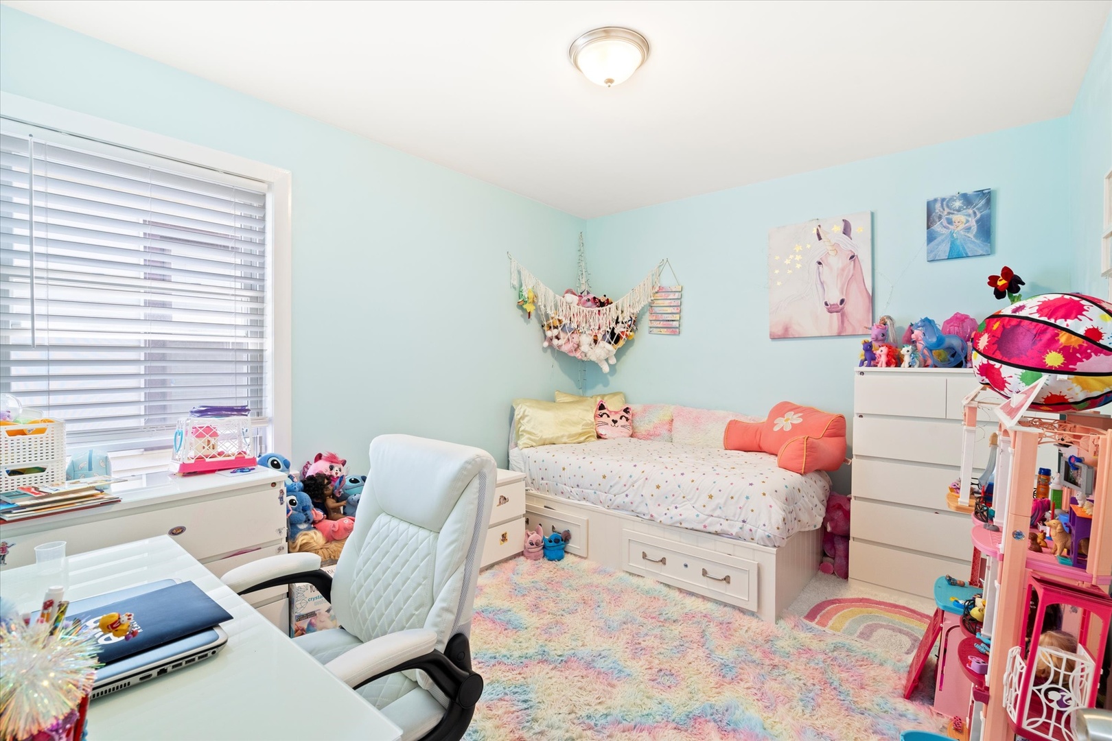 3036 North Luna Avenue Chicago IL 60641