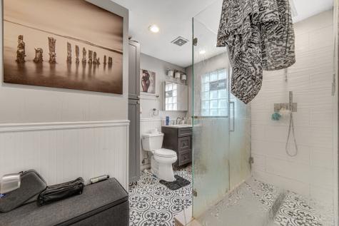 11239 South Longwood Drive Chicago IL 60643
