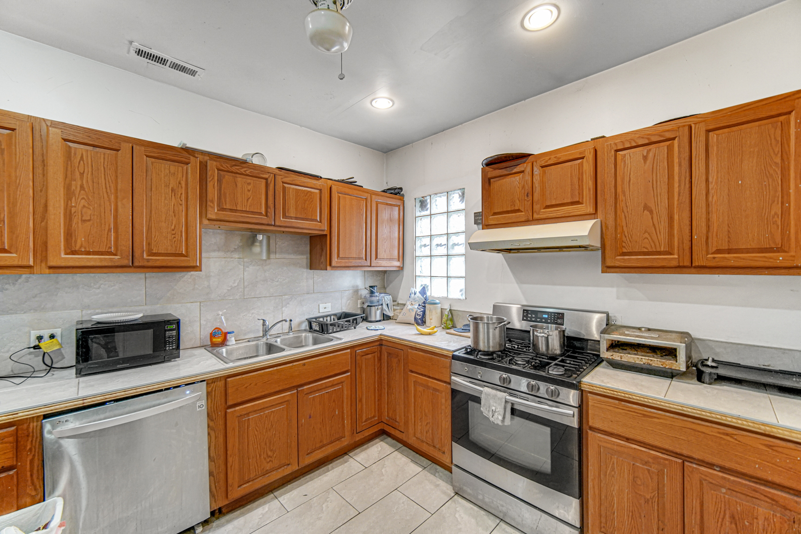 11239 South Longwood Drive Chicago IL 60643