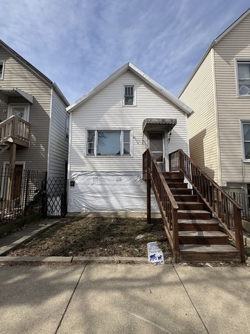 4534 South Honore Street Chicago IL 60609