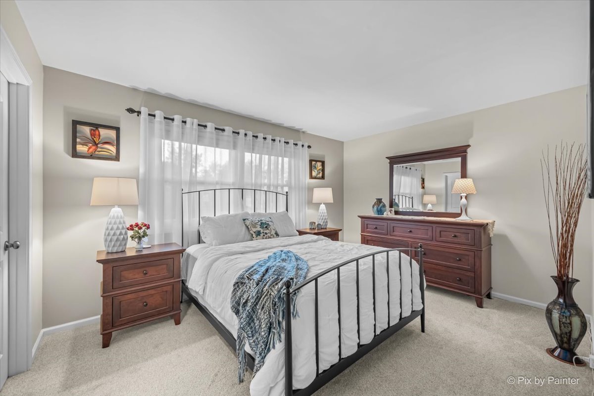 666 Surryse Road Lake Zurich IL 60047