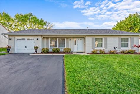 666 Surryse Road Lake Zurich IL 60047