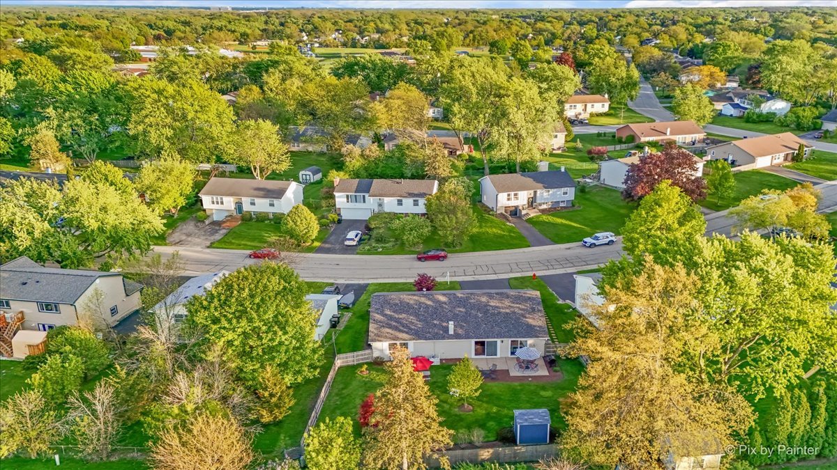 666 Surryse Road Lake Zurich IL 60047