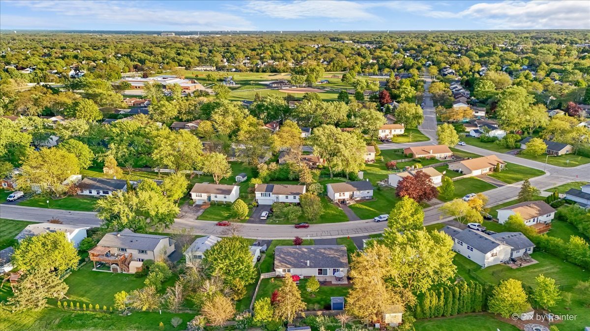666 Surryse Road Lake Zurich IL 60047