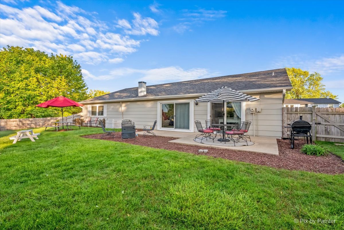 666 Surryse Road Lake Zurich IL 60047