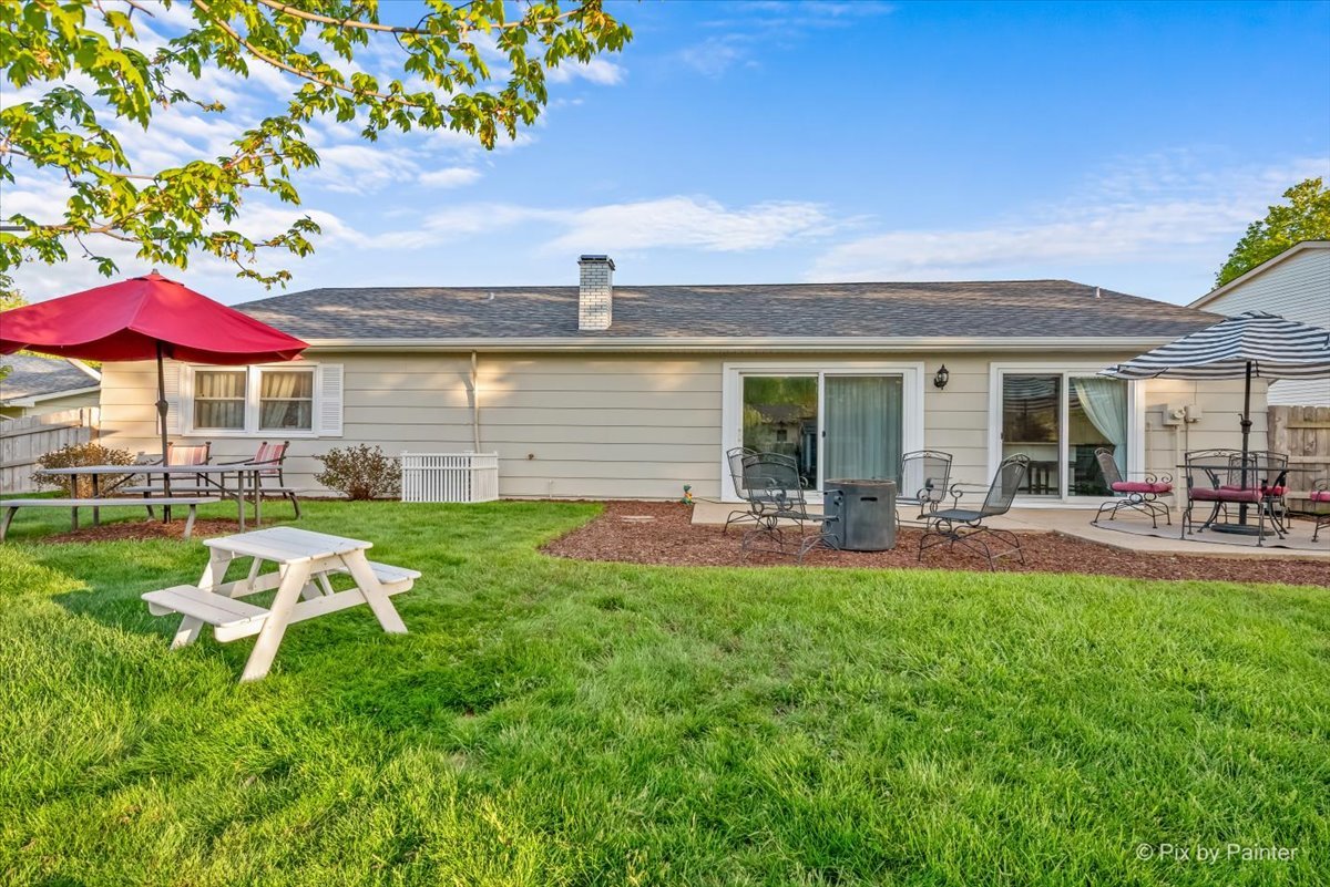 666 Surryse Road Lake Zurich IL 60047