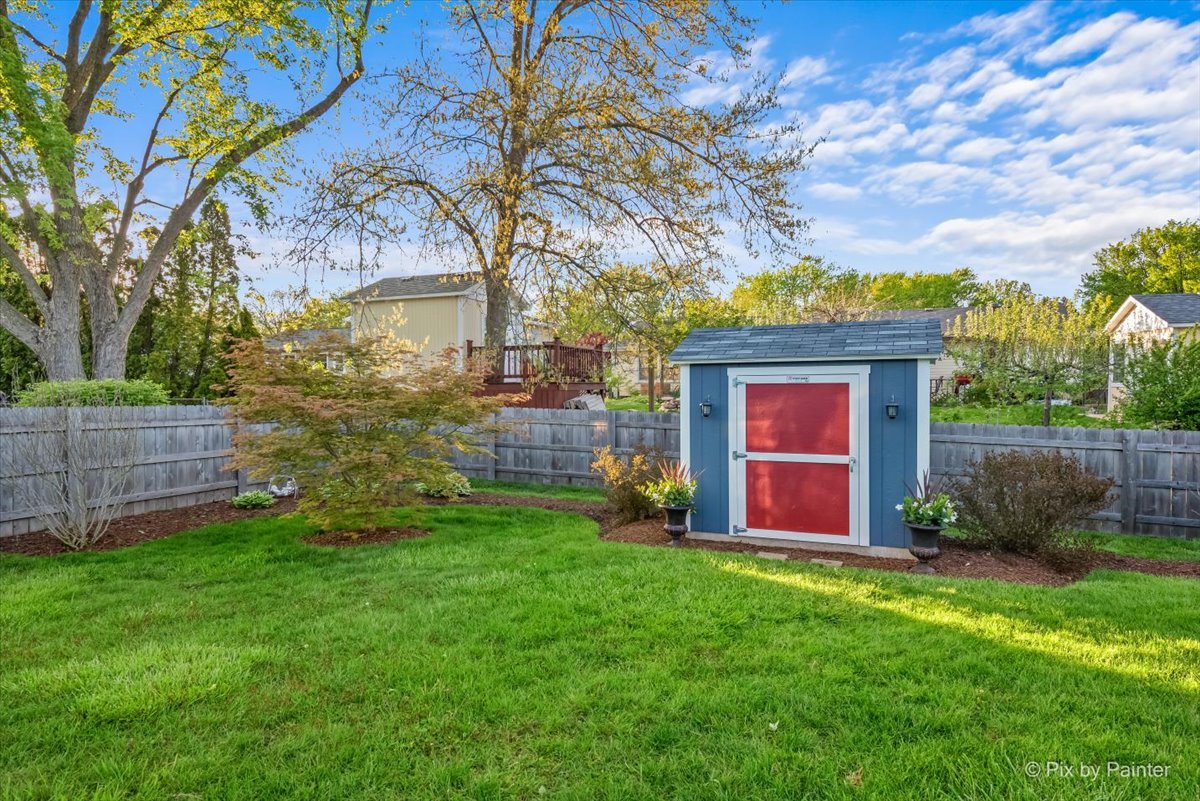 666 Surryse Road Lake Zurich IL 60047