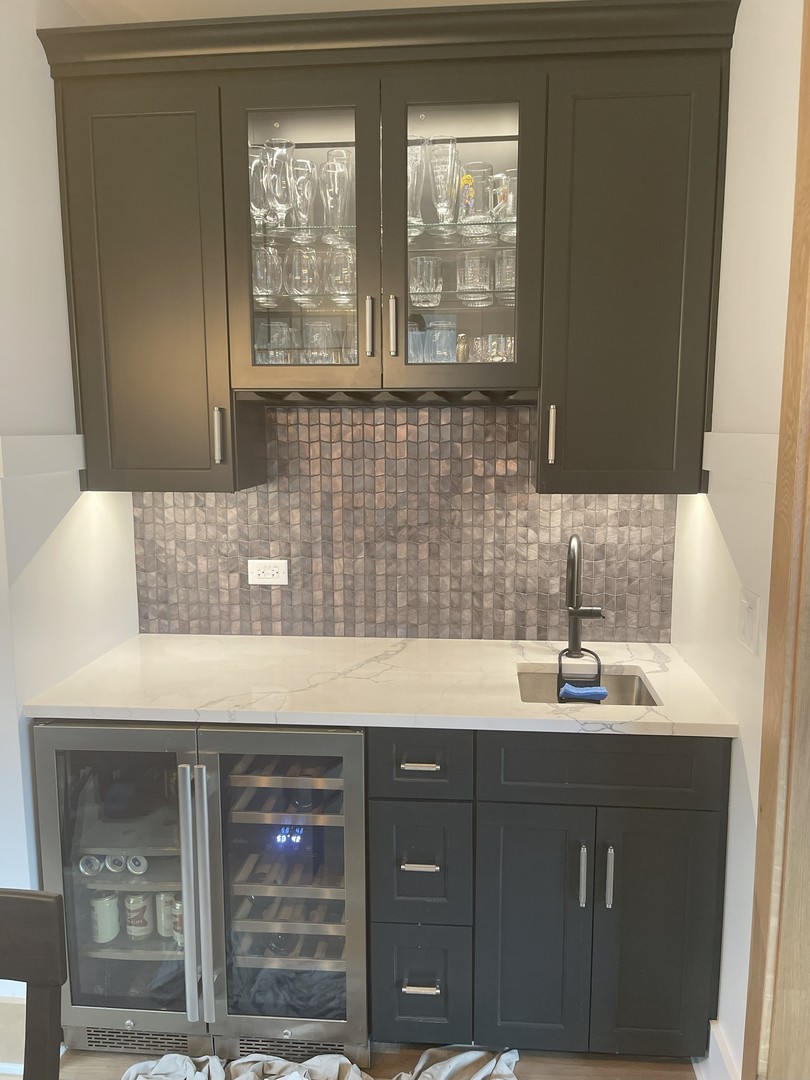 650 East Van Buren Street Villa Park IL 60181