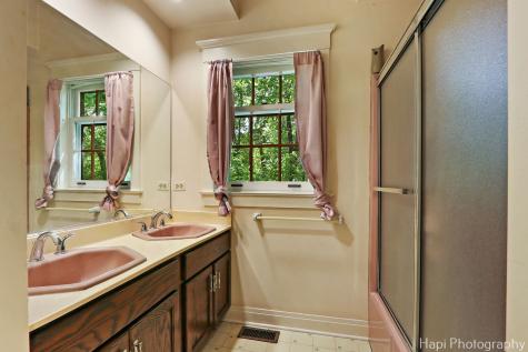 23 West County Line Road Barrington Hills IL 60010