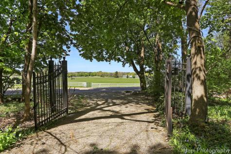 23 West County Line Road Barrington Hills IL 60010