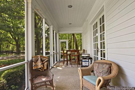 23 West County Line Road Barrington Hills IL 60010