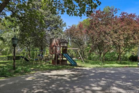 23 West County Line Road Barrington Hills IL 60010