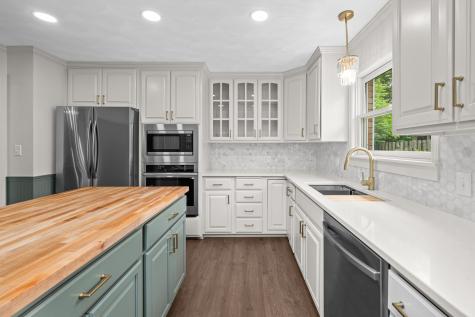2512 31ST Avenue Court Moline IL 61265