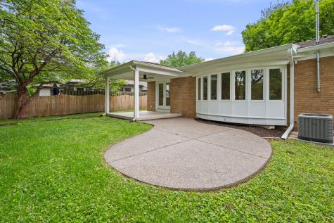 2512 31ST Avenue Court Moline IL 61265