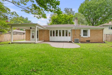 2512 31ST Avenue Court Moline IL 61265