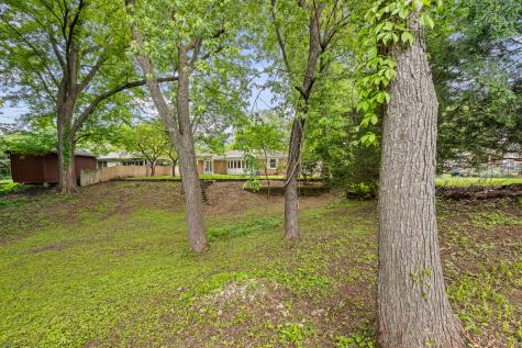 2512 31ST Avenue Court Moline IL 61265