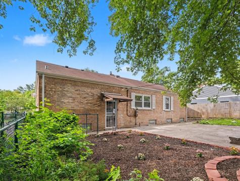 1650 Cedar Road Homewood IL 60430