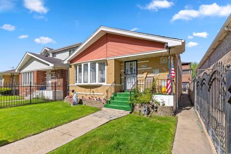 4178 South Wallace Street Chicago IL 60609