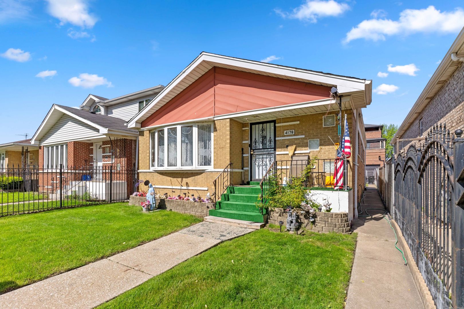 4178 South Wallace Street Chicago IL 60609