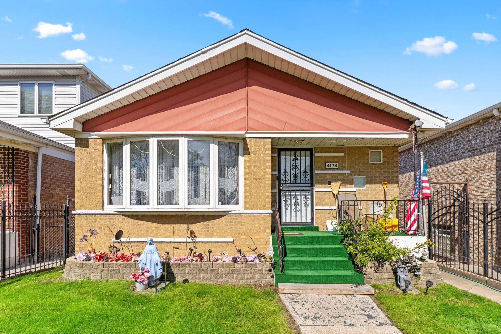 4178 South Wallace Street Chicago IL 60609