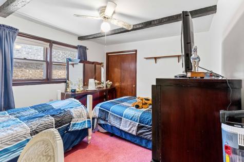 4178 South Wallace Street Chicago IL 60609