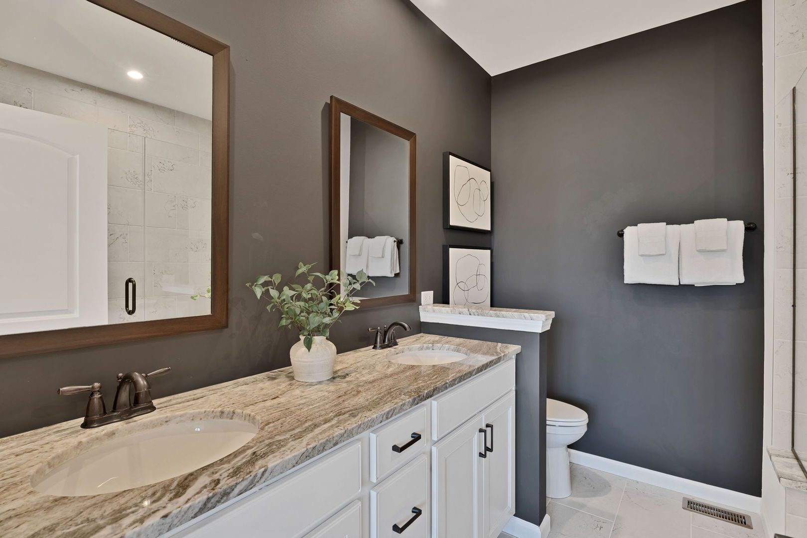 1035 Quarry Court Carol Stream IL 60188