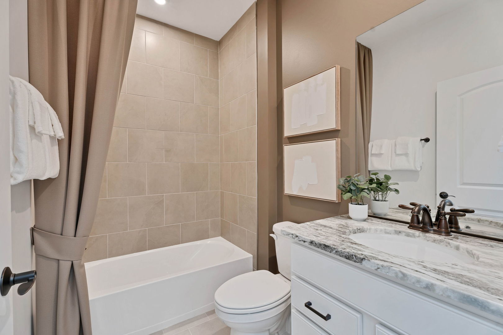 1035 Quarry Court Carol Stream IL 60188