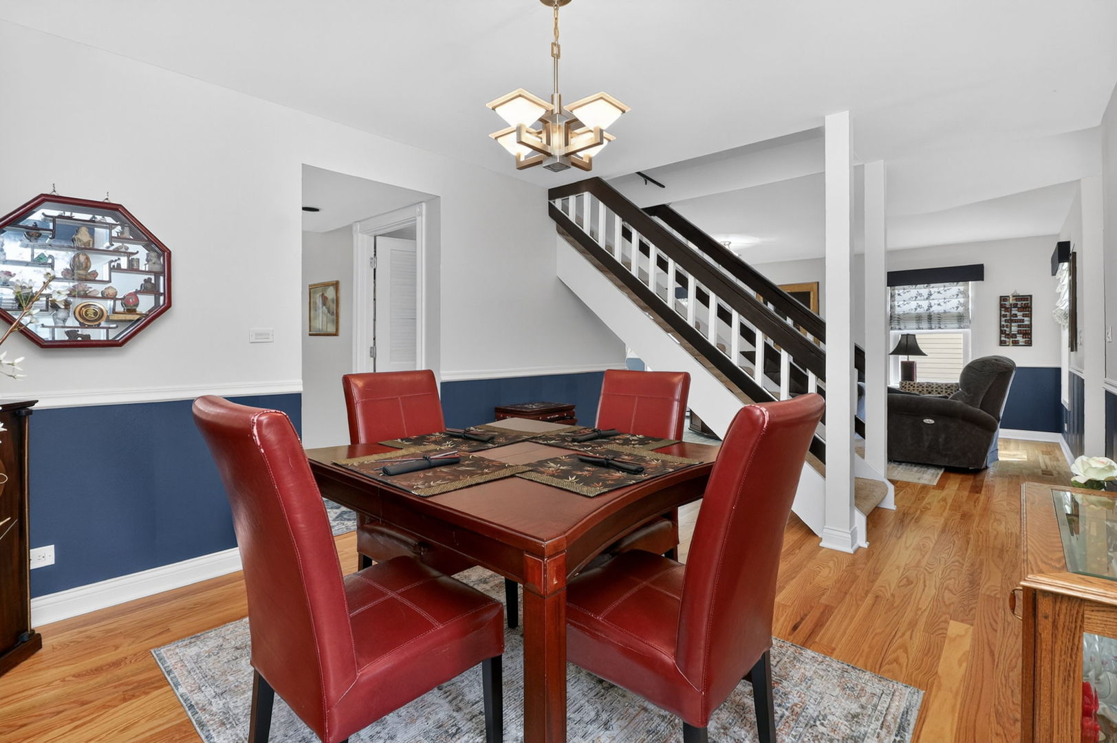 1117 Bradbury Circle Carol Stream IL 60188