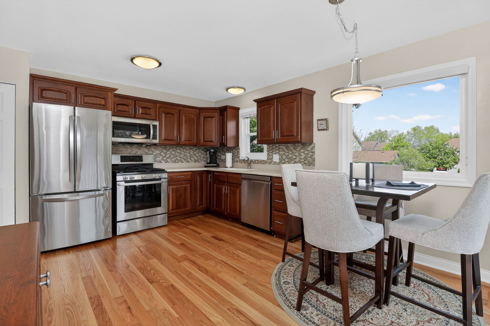 1117 Bradbury Circle Carol Stream IL 60188
