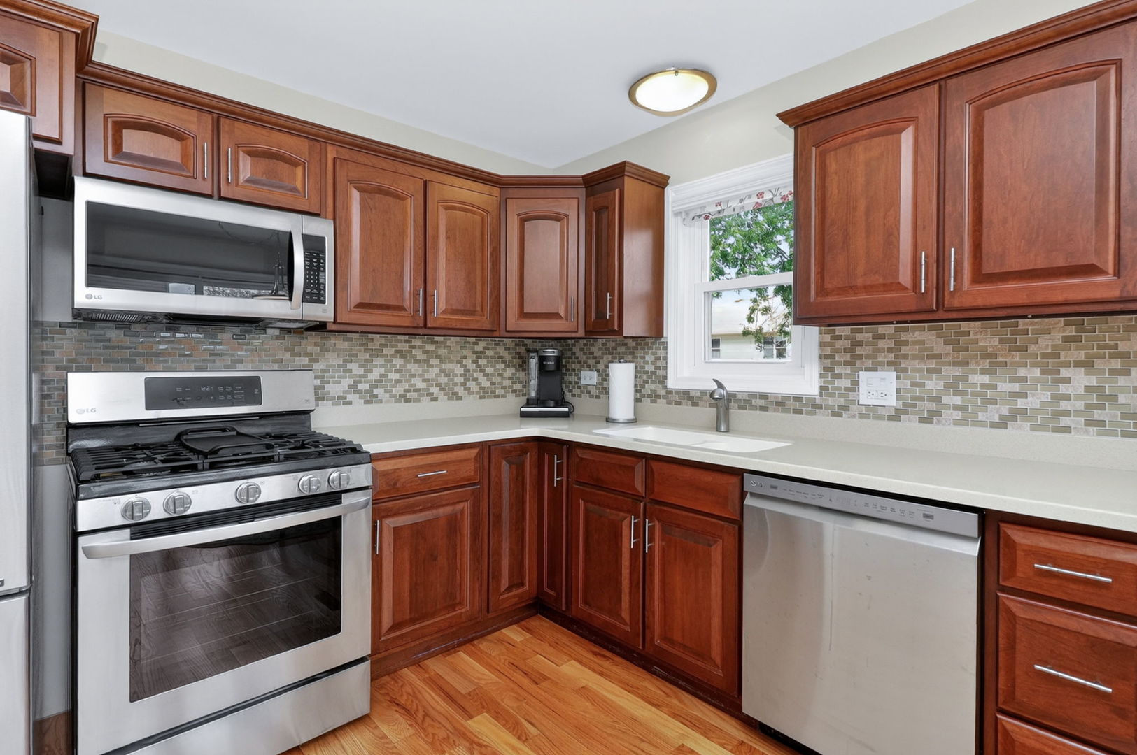 1117 Bradbury Circle Carol Stream IL 60188