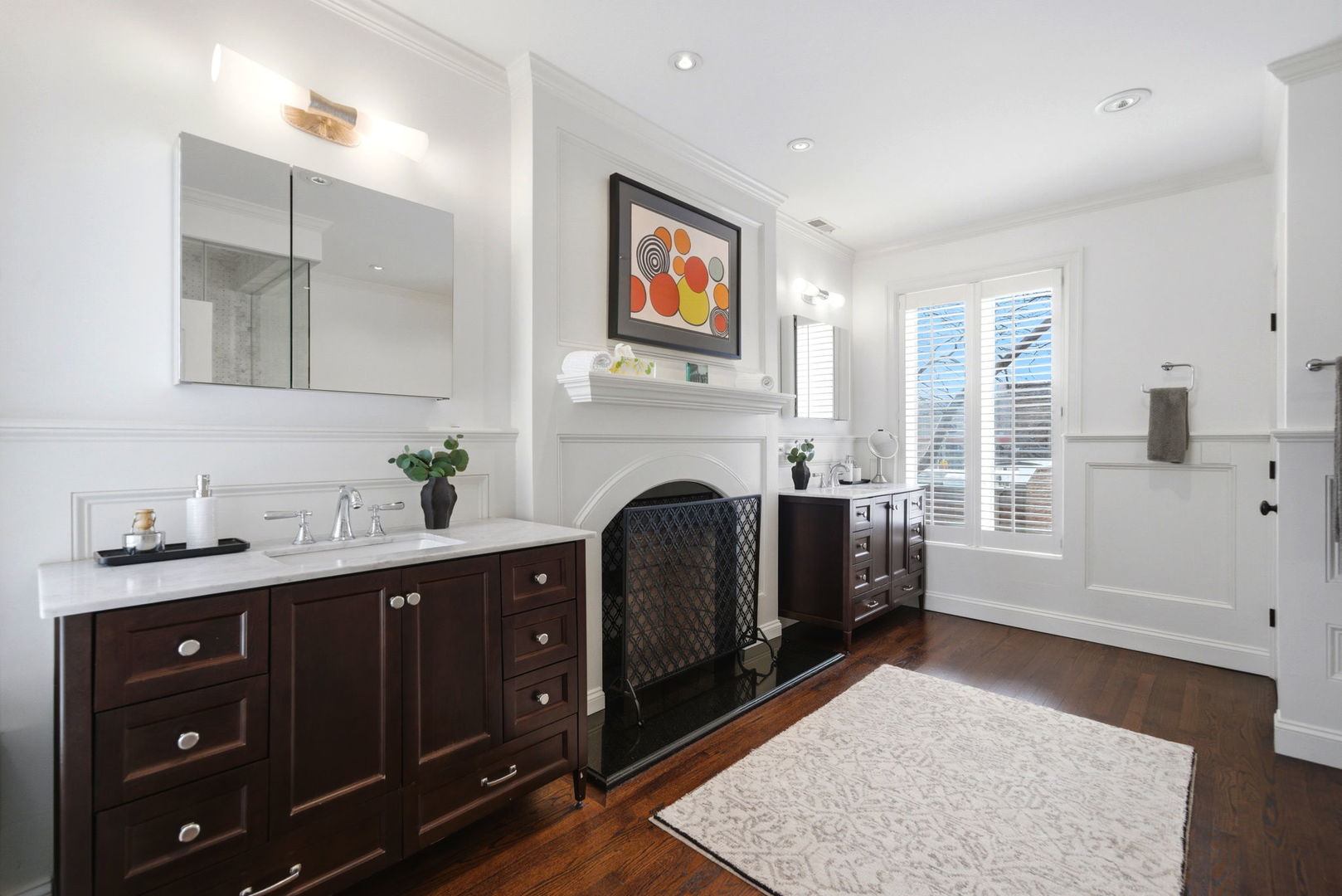 1352 North La Salle Drive Chicago IL 60610