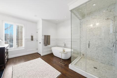 1352 North La Salle Drive Chicago IL 60610