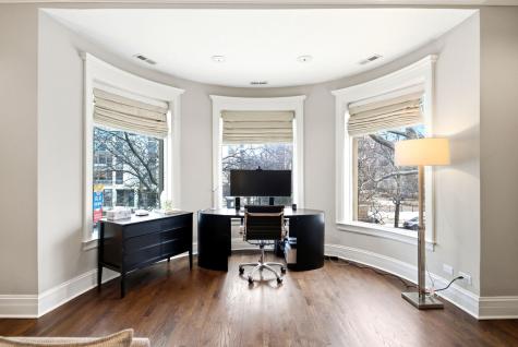 1352 North La Salle Drive Chicago IL 60610