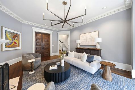 1352 North La Salle Drive Chicago IL 60610