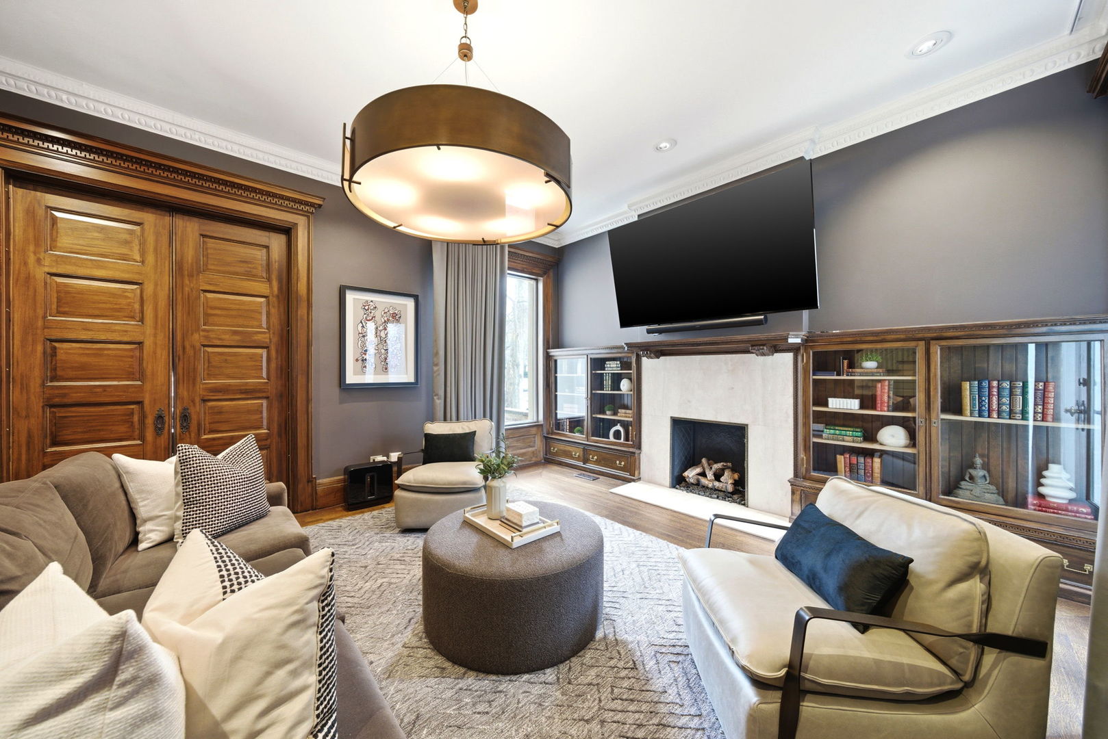 1352 North La Salle Drive Chicago IL 60610