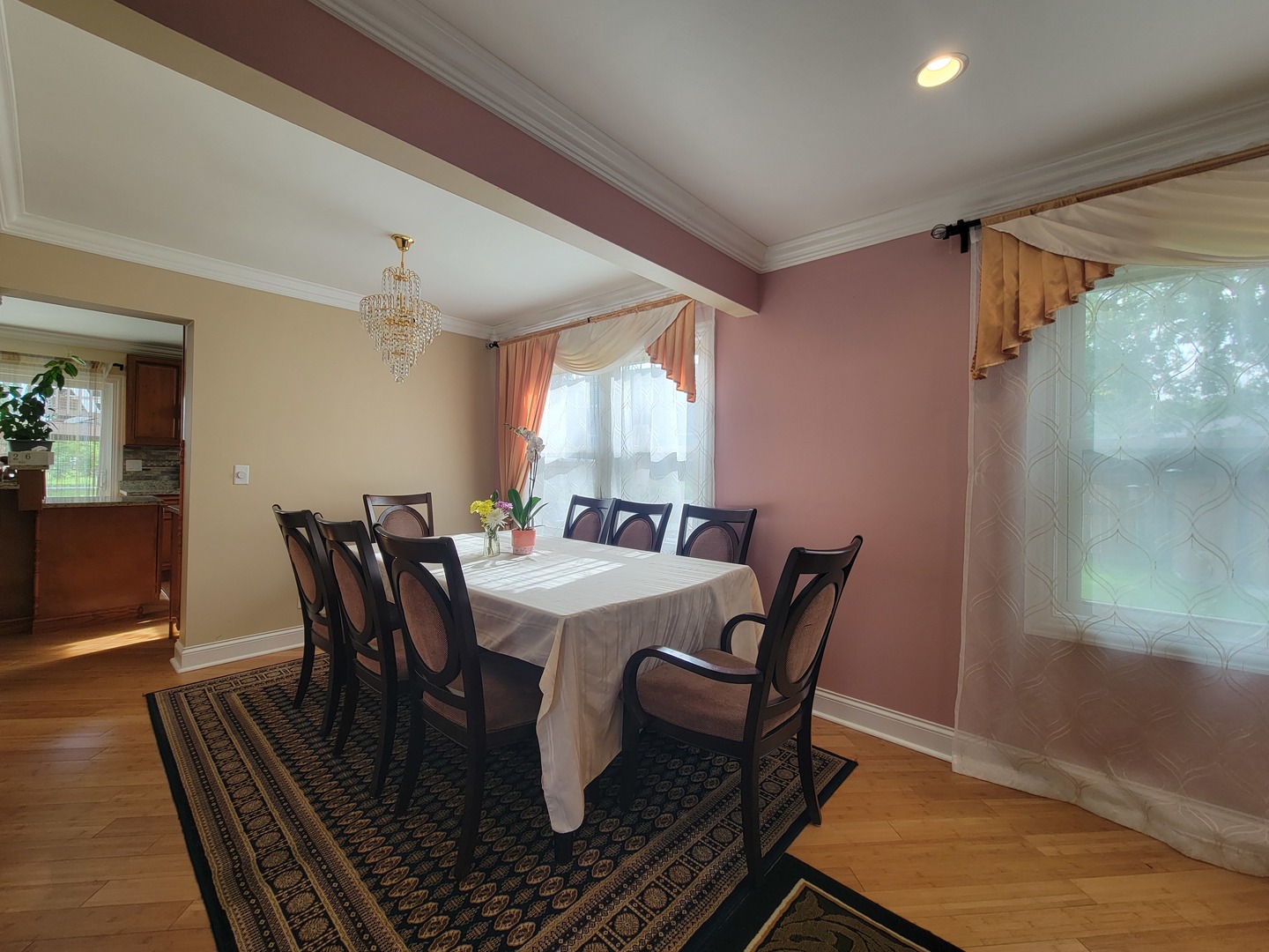 755 Rodenburg Road Roselle IL 60172