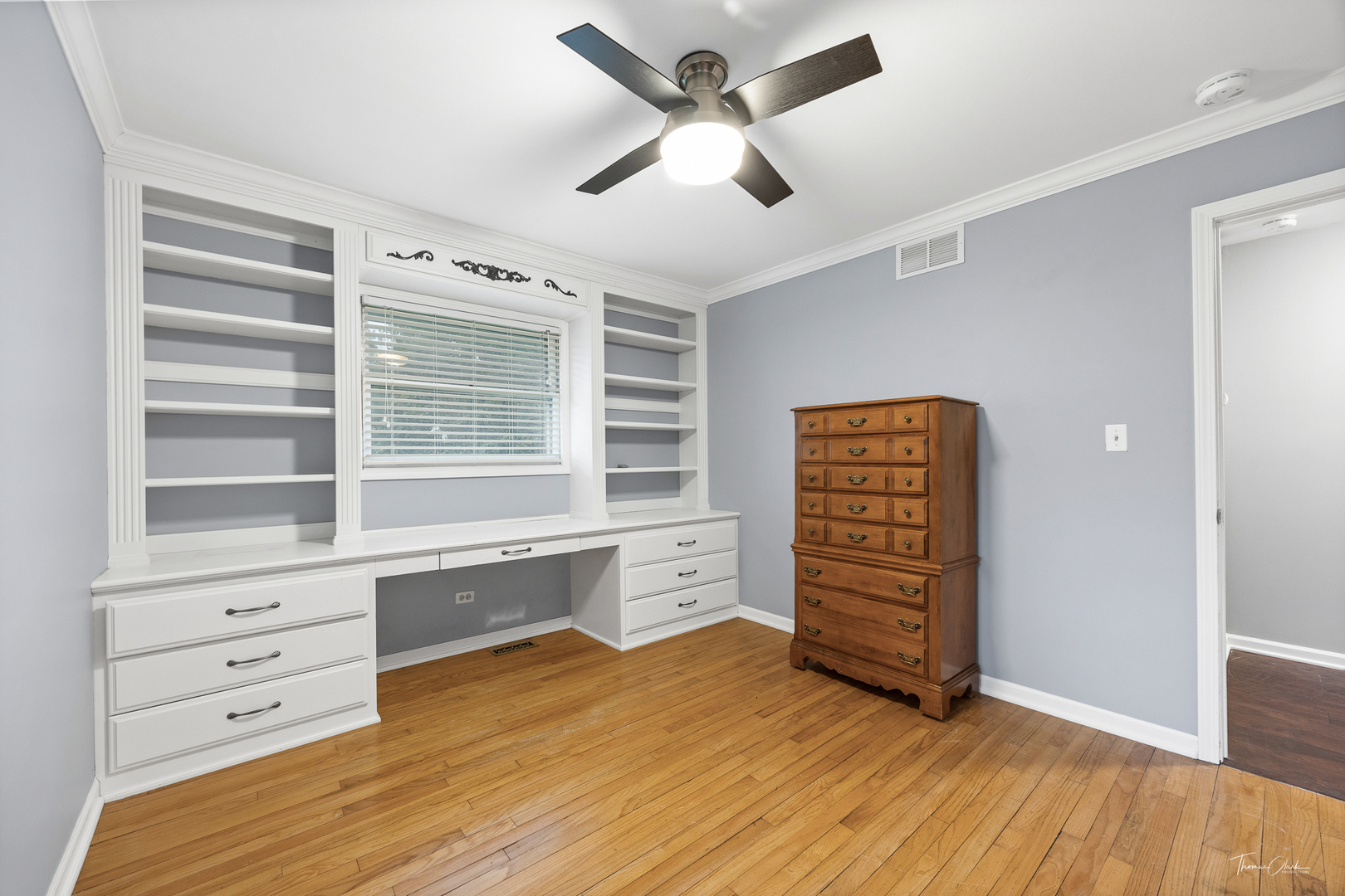 5S300 Tuthill Road Naperville IL 60563