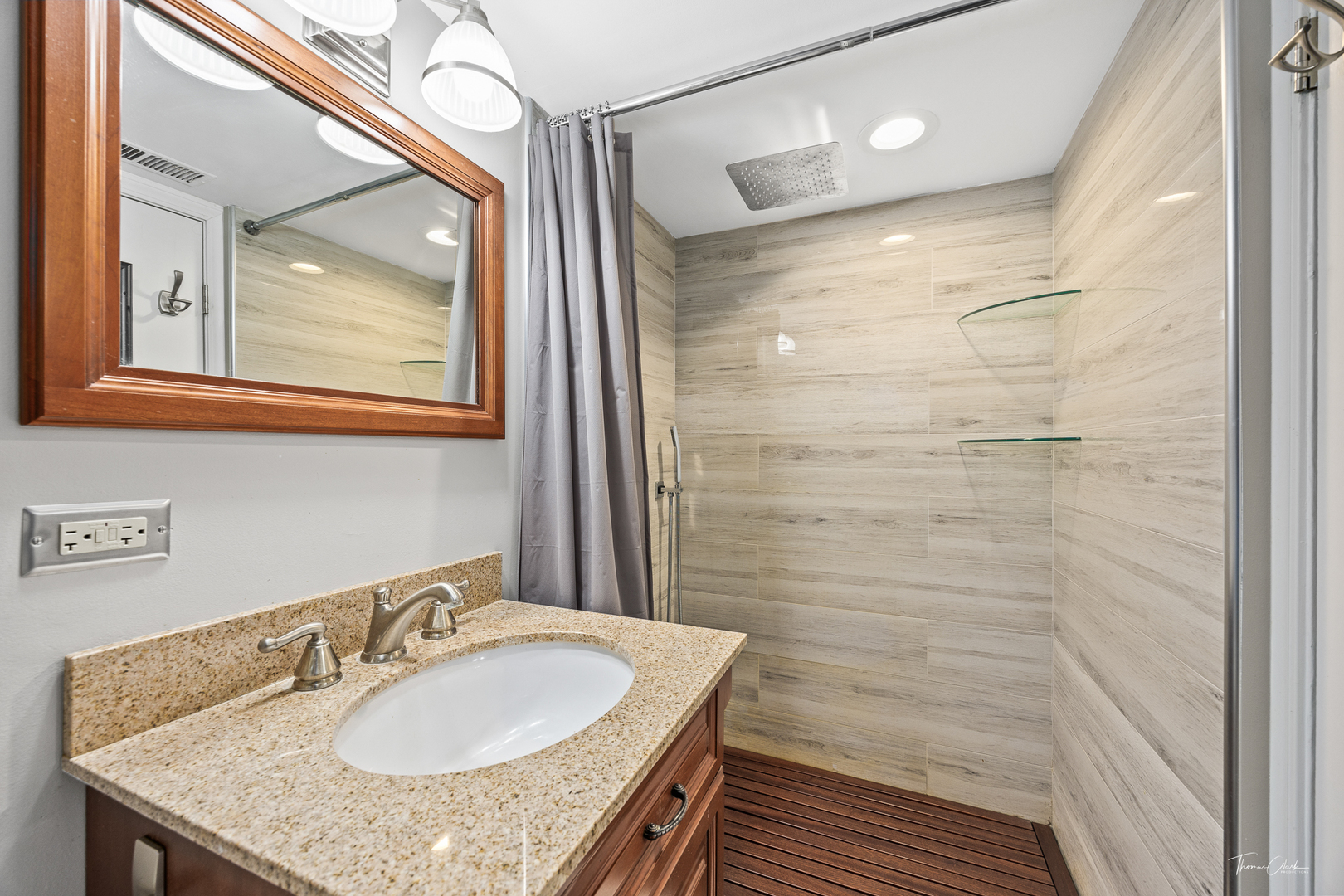 5S300 Tuthill Road Naperville IL 60563