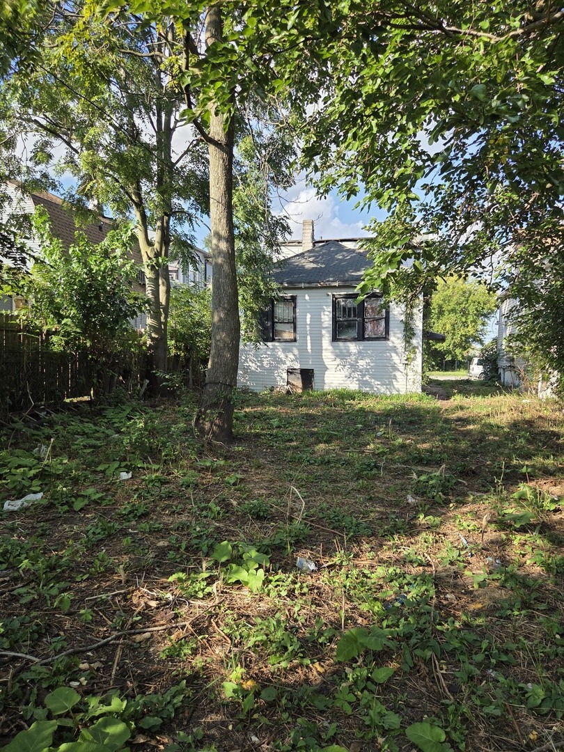 1745 West Steuben Street Chicago IL 60643