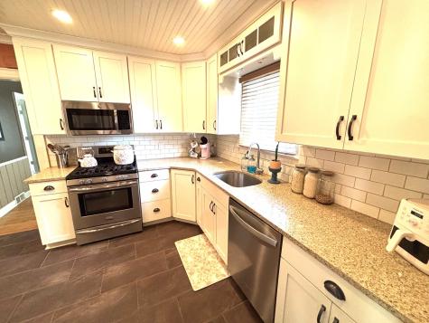 2110 29TH Street Rock Island IL 61201