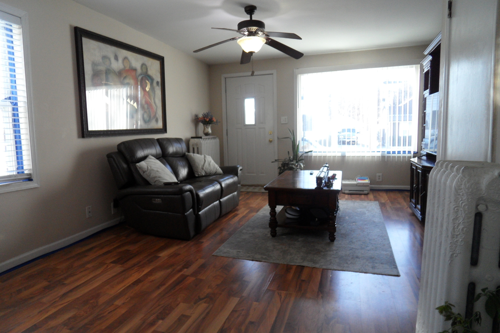 572 Fourth Avenue Aurora IL 60505