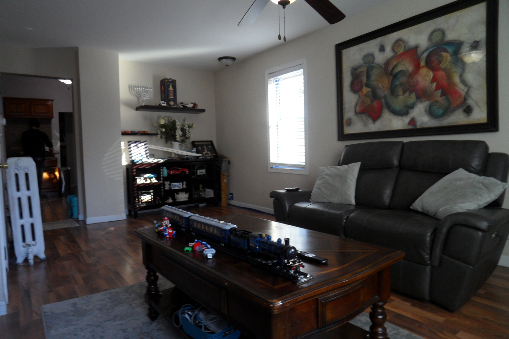 572 Fourth Avenue Aurora IL 60505