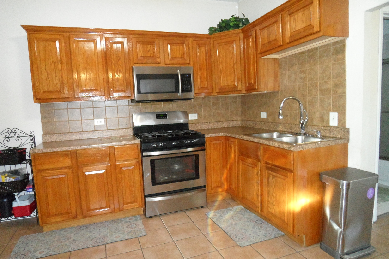 572 Fourth Avenue Aurora IL 60505