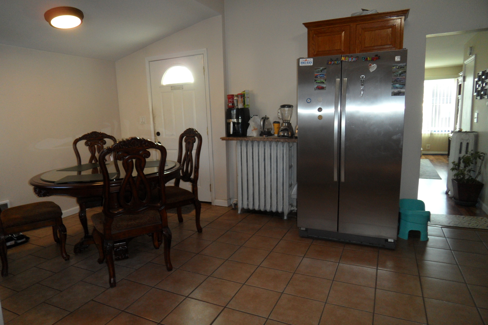 572 Fourth Avenue Aurora IL 60505