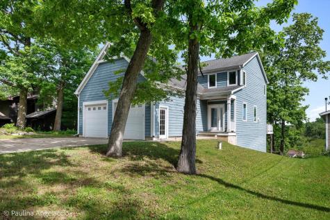 132 Longwood Drive Ingleside IL 60041