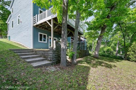132 Longwood Drive Ingleside IL 60041