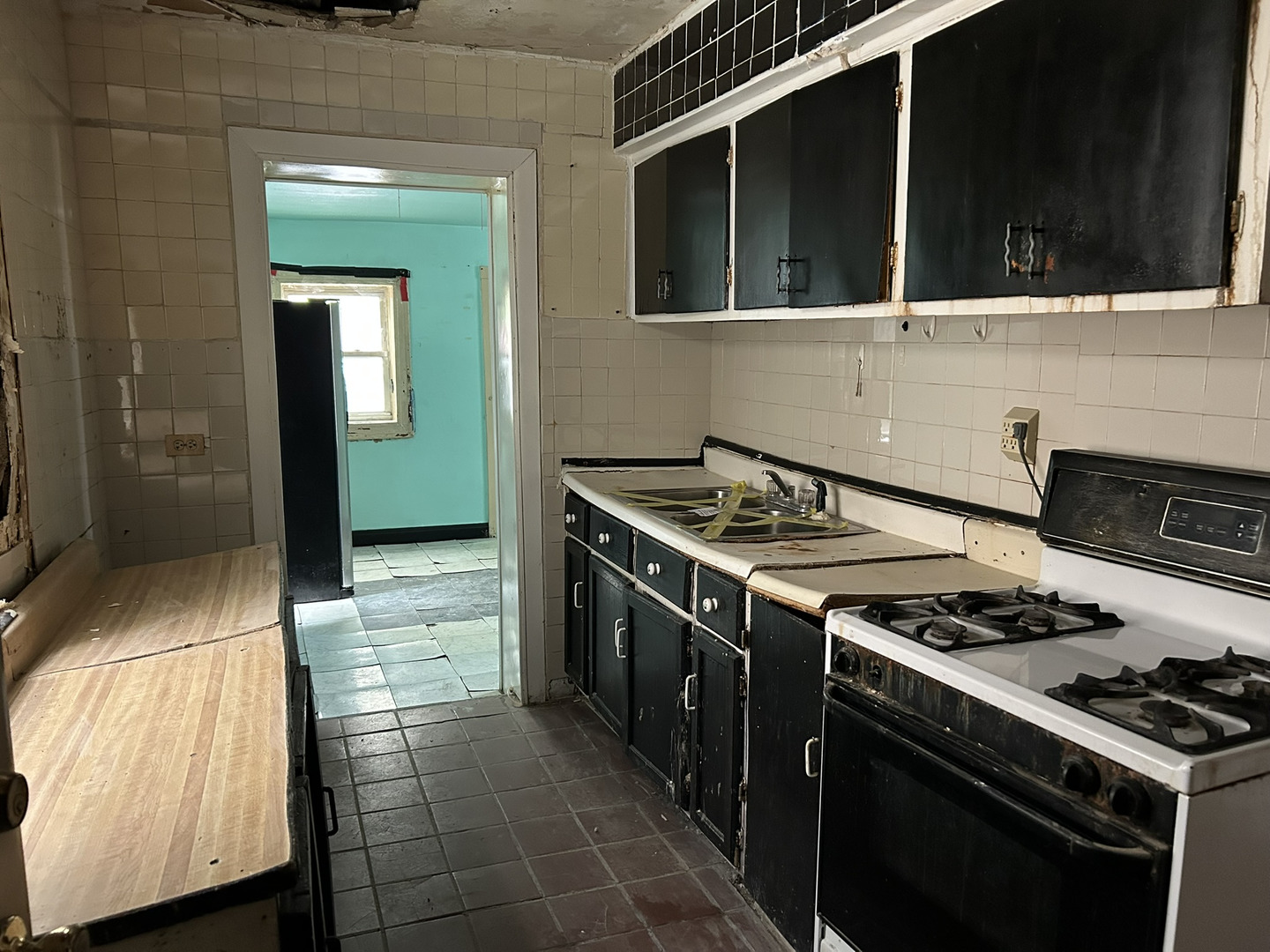 3854 South Albany Avenue Chicago IL 60632